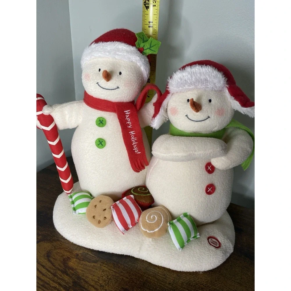 Hallmark Seasons Treatings Snowmen Jingle Pals Singing Motion Yum Yum Yum